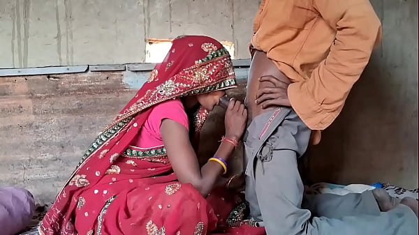 Video Panas Desi Bhabhi Dalam Saree Merah, Adgan Seks Seru Dari Serial Web Hindi Terbaru