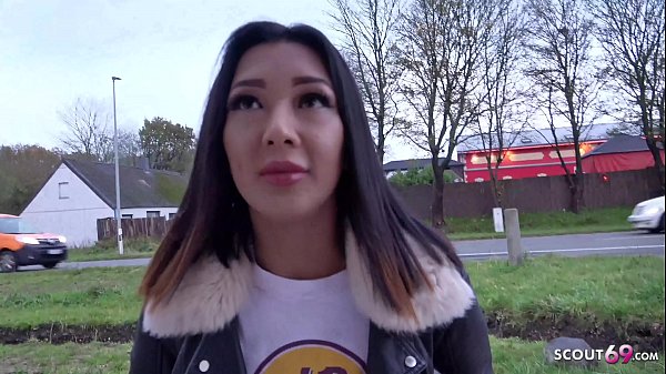 Pemandu Jerman – Gadis Thai Kitty Dari Flensburg Dipacari Dan Diajak Berhubungan Di Audisi Jalanan Asli