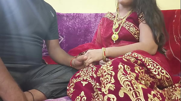 भाभी ने अपनी सुहागरात के दिन पति से पहले देवर के साथ गर्मजोशी से रसभरी चुदाई का आनंद लिया