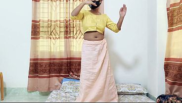 Tarian Telanjang Seksi Dan Menggoda Dari Gadis Desi Yang Panas