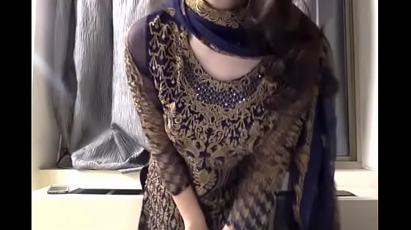 Gadis India Yang Menggoda Dengan Selfie Panas