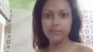 Video Mandi Seksi Ala Cewek Desi Bikin Liur Meleleh
