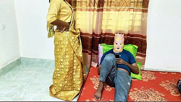 Bidadari Saree Bhabhi Gairah Mesra Dengan Suami