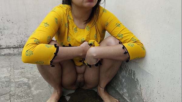 Ngentot Di Luar Sambil Pipis, Bosku Naikin Gaji, Semua Akan Aku Kasih, Video Xxx Hindi Kotor Ngomong Mesum