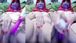 Jilbab Merah Digoyang Getar, Nikmatin Sensasi Panas.