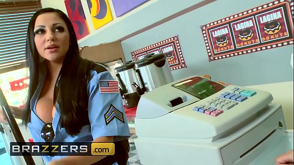 Big Tits Pake Seragam – (audrey Bitoni, Honey White, Johnny Sins) – Boston Cream – Brazzers