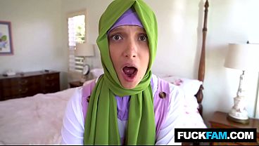 Hijabi Ngehe Pengen Kontol Pertama Kali, Izzy Lush Ngentot Sama Donnie Rock