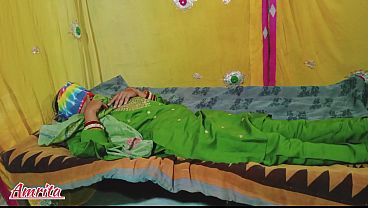 Nggak Tahan Liat Mertua Sendiri, Si Kakak Ipar Desi India Digebukin Abis-abisan Sama Adik Ipar Di Ranjang.