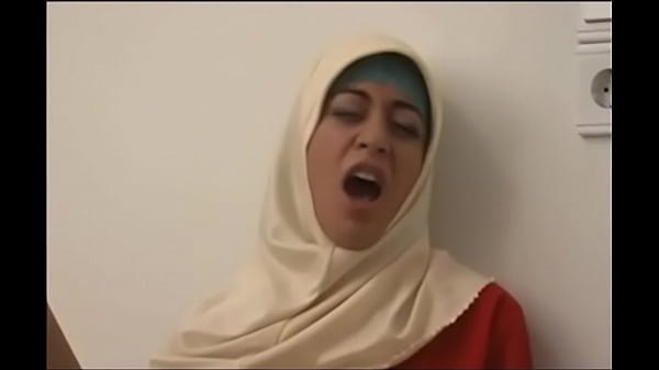 1101689 Cewek Arab Jilbab, Bikin Keringatan Pengen Lihat Dari Balik Kain