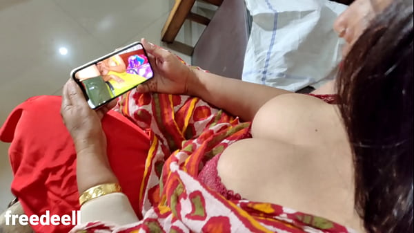 Suster Tiri Lagi Nonton Bokep. Hindi Homemade Jelas Banget.