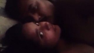 Desi Pasutri Ngewe Di Rumah, Sex Hindustani Panas
