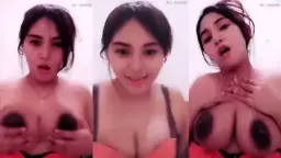 Miss Pearly Bugil Toge, Bikin Liur Netizen Meleleh.