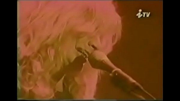 Megadeth Bikin Konser Di Seoul, Korea 1998, Bikin Cewek-cewek Basah Kuyup Saking Panasnya Panggung.