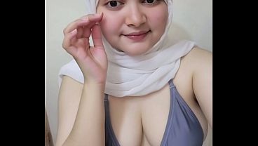 Awal Mula Goyang Twerk Pake Hijab, Bikin Makin Panas
