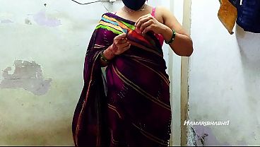 Desi Bhabhi Hot Saree Dipake, Ngewe Dijamin Makin Basah.