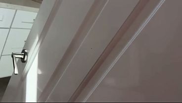 Ibu Tiri Montok Rahasia Nafsu Terlarang ~ Lauren Phillips ~ Fantasi Rumah Tangga Panas ~ Scott Stark
