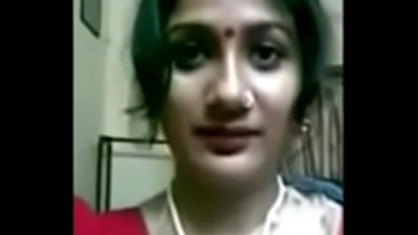 Desi Istri Bengali Montok Gede-gede, Siap Digoda Liar
