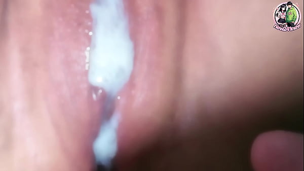 สาวไทยแอบโดนเย็ดตอนผัวไม่อยู่ น้ำแตกในหีสดๆ Creampie