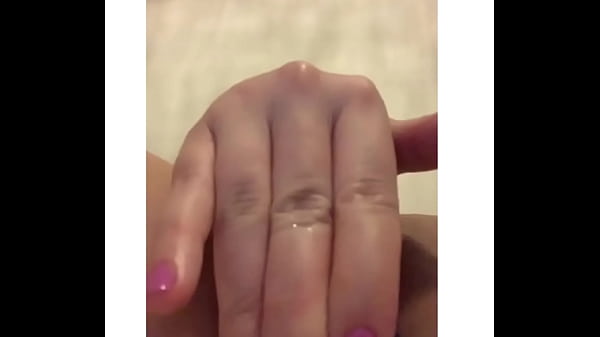 Model Cantik Mahal Lagi Colmek Pake Dua Vibrator, Lovense Lush Sama Dildo Tembus Bolong Depan Belakang