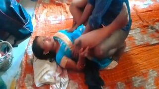 Ibu-ibu Horny Nikmatin Ngebut Sama Cowok Muda Di Ranjang Panas