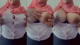 Jilbab Pink, Toket Super Besar Bugil, Bikin Muncrat!