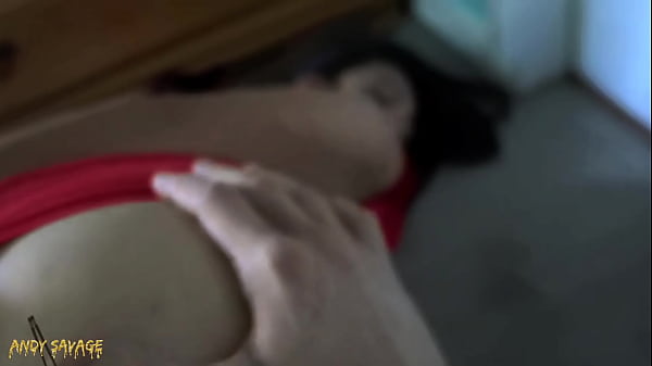 Cewek China Abis Kerja Digenjot, Paginya Kena Facial Dalem Tenggorokan