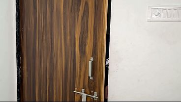 Kakak Tiri Akhirnya Menggantikan Posisi Pacar Yang Hilang, Dengan Sentuhan Panas Yang Bikin Malam Itu Tak Terlupakan.
