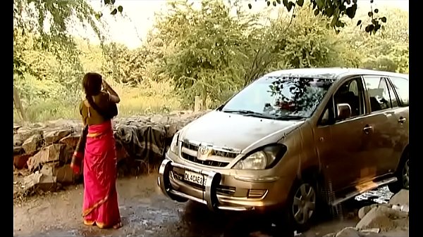 Nonton Bhabhi Desa India Cuci Mobil.. Adegan Eksklusif Belum Dipotong, Bikin Greget, Wajib Tonton